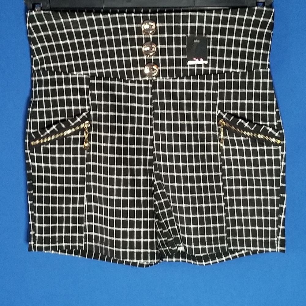 High Waist Black And White Plaid Shorts